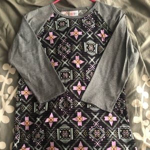 LuLaRoe Randy 3/4 sleeve t-shirt